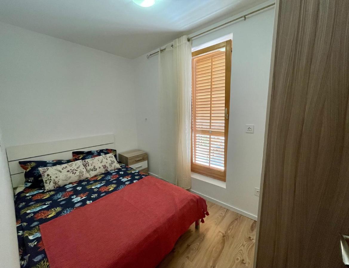 Lovro #1 & #2 Apartments 크레스 외부 사진