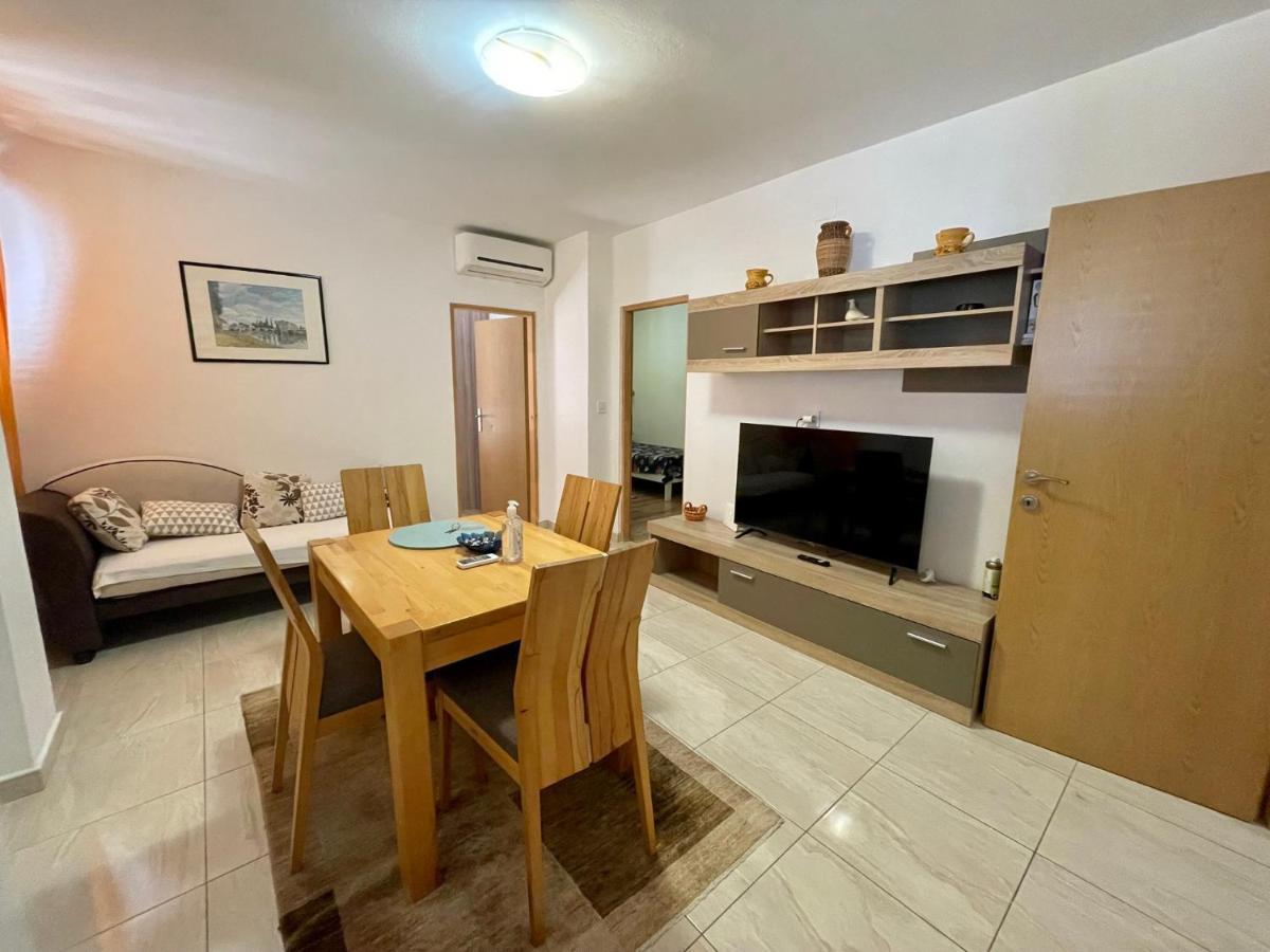 Lovro #1 & #2 Apartments 크레스 외부 사진